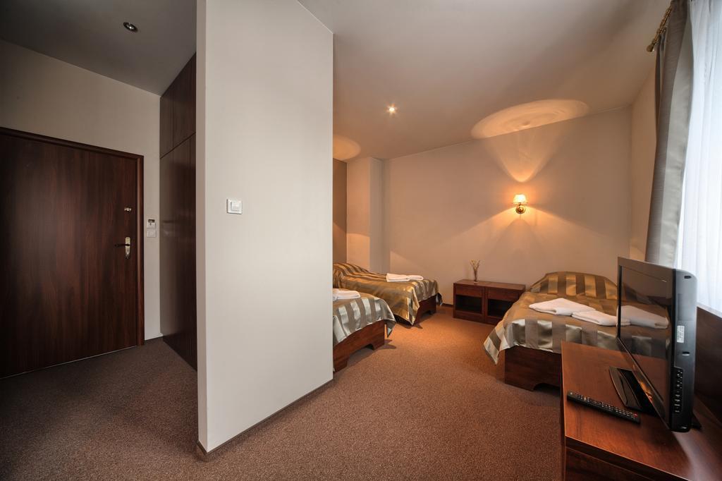 Hotel Stara Fabryka Malogoszcz Værelse billede